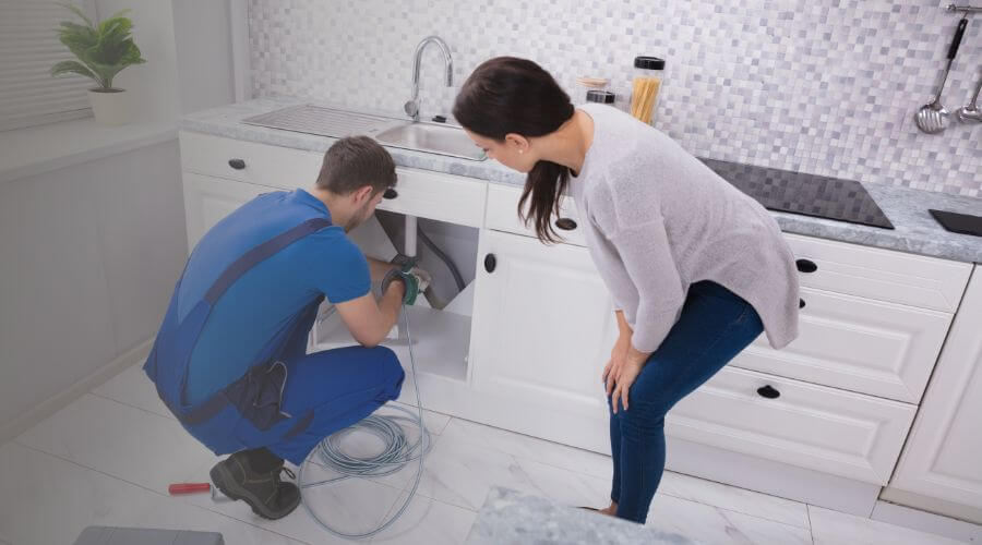 Local tankless water heater installation in Natchez, MS